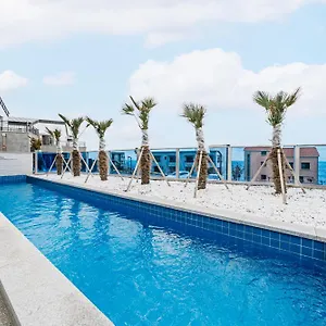  빌라 Ddosi Aewol Pool